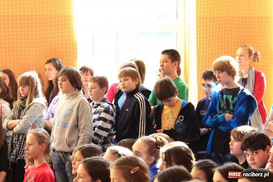 Zdjęcie w galerii na portalu naszraciborz.pl: Wiosenne show w SP 13 wiadomości z regionu