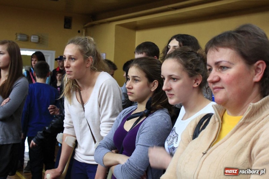 Zdjęcie w galerii na portalu naszraciborz.pl: W ZSOMS odkrywali talenty wiadomości z regionu