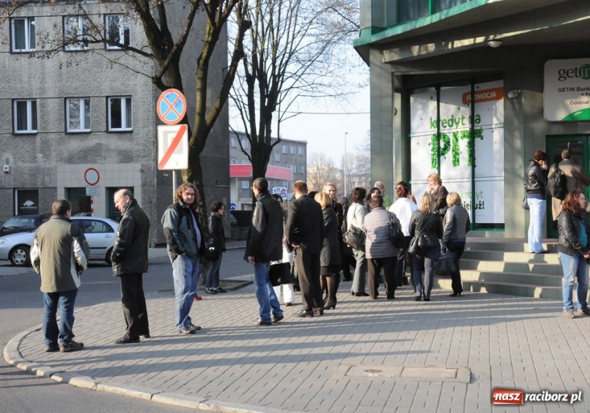 Zdjęcie w galerii na portalu naszraciborz.pl: Prezydent i urzędnicy ewakuowani wiadomości z regionu