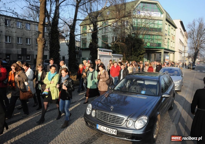 Zdjęcie w galerii na portalu naszraciborz.pl: Prezydent i urzędnicy ewakuowani wiadomości z regionu
