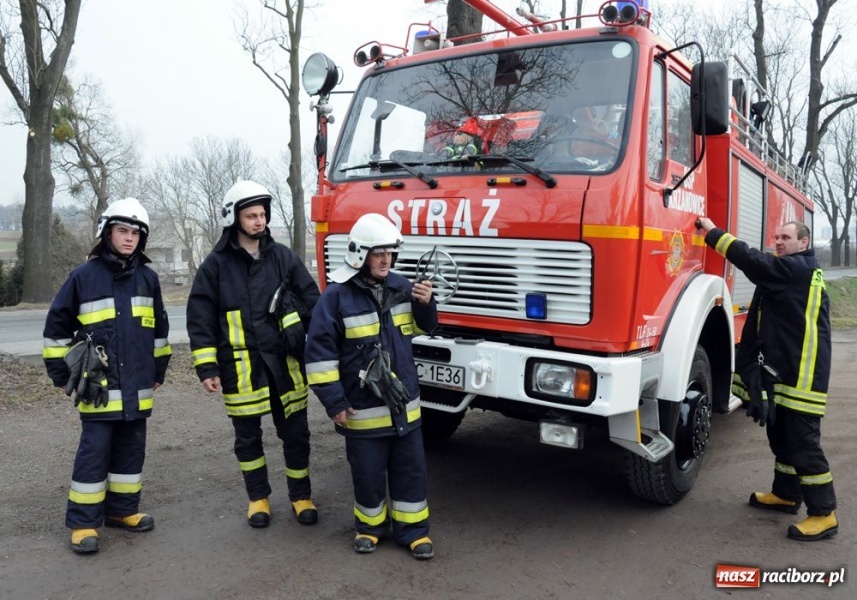 Zdjęcie w galerii na portalu naszraciborz.pl: Wielkie manewry strażaków w Mieszku wiadomości z regionu