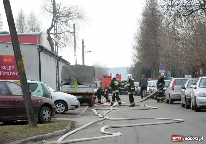 Zdjęcie w galerii na portalu naszraciborz.pl: Wielkie manewry strażaków w Mieszku wiadomości z regionu
