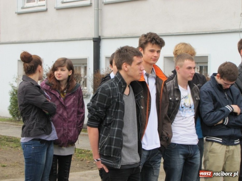 Zdjęcie w galerii na portalu naszraciborz.pl: Starosta jak Dennis Rodman wiadomości z regionu