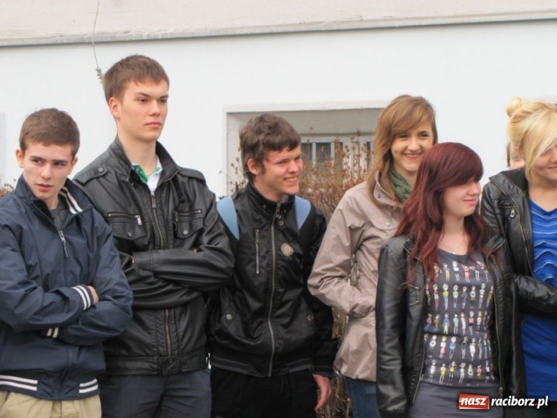 Zdjęcie w galerii na portalu naszraciborz.pl: Starosta jak Dennis Rodman wiadomości z regionu