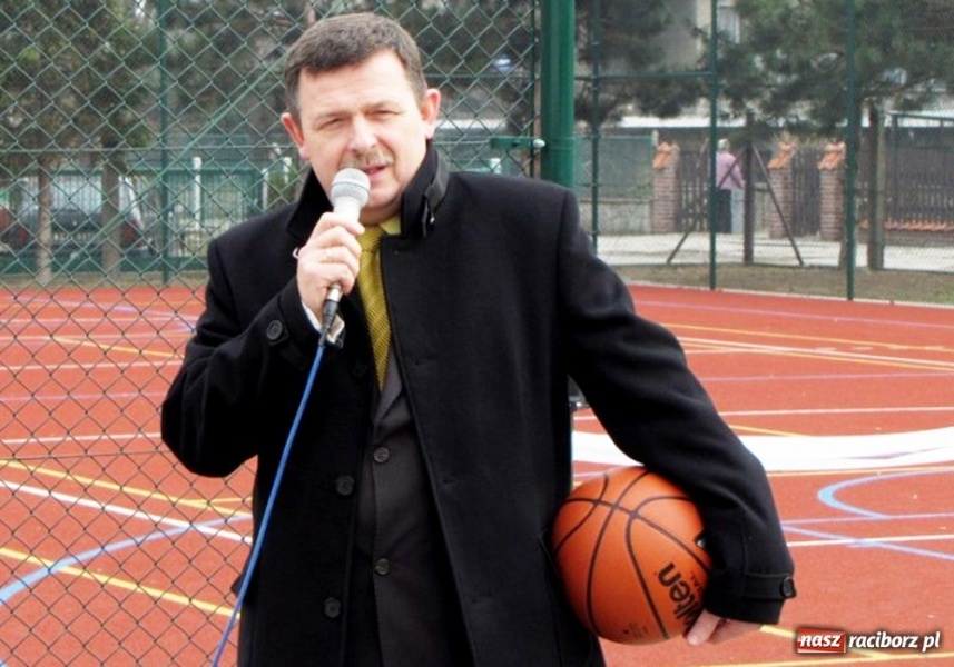 Zdjęcie w galerii na portalu naszraciborz.pl: Starosta jak Dennis Rodman wiadomości z regionu