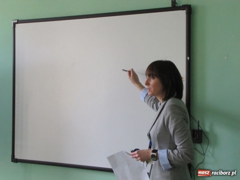 Zdjęcie w galerii na portalu naszraciborz.pl: Obejrzeli PWSZ od wewnątrz wiadomości z regionu