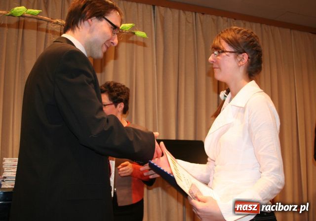 Zdjęcie w galerii na portalu naszraciborz.pl: Nasi młodzi i zdolni w Głubczycach wiadomości z regionu