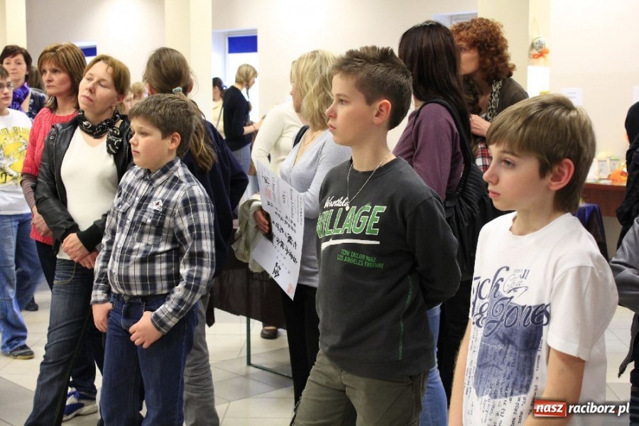 Zdjęcie w galerii na portalu naszraciborz.pl: Słońce w Tobie szansa dla młodych... wiadomości z regionu