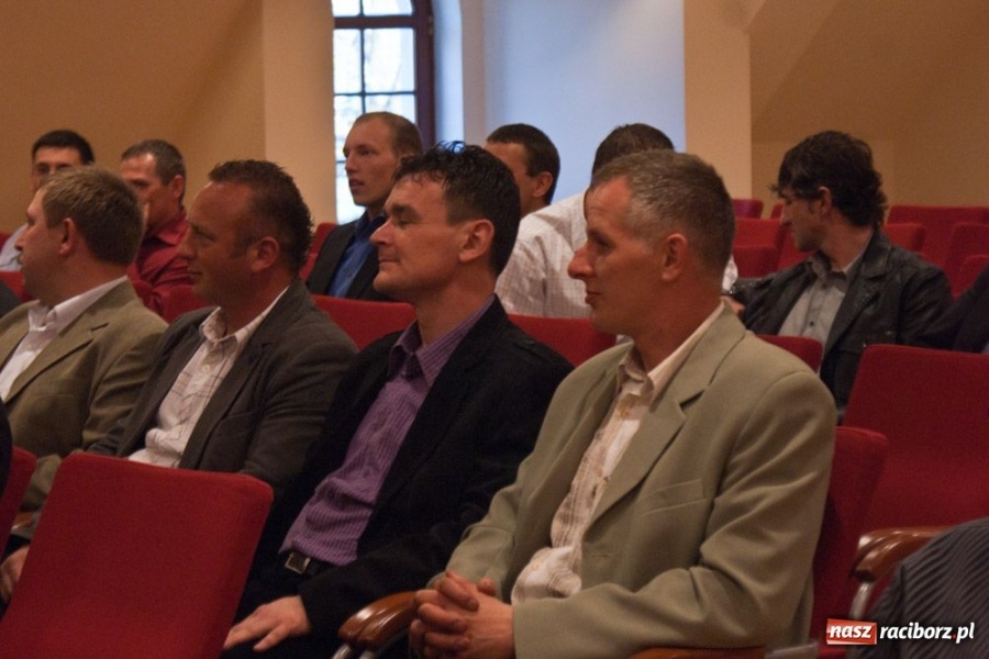 Zdjęcie w galerii na portalu naszraciborz.pl: 35 nowych trenerów odebrało licencje wiadomości z regionu