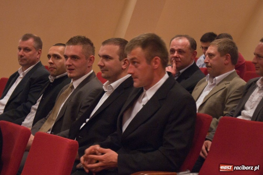 Zdjęcie w galerii na portalu naszraciborz.pl: 35 nowych trenerów odebrało licencje wiadomości z regionu