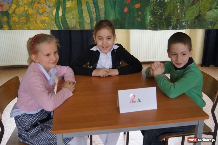 Zdjęcie w galerii na portalu naszraciborz.pl: Powitanie wiosny w SP 4 wiadomości z regionu