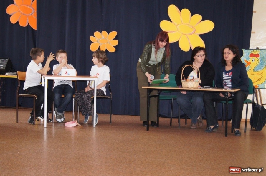 Zdjęcie w galerii na portalu naszraciborz.pl: Powitanie wiosny w SP 4 wiadomości z regionu