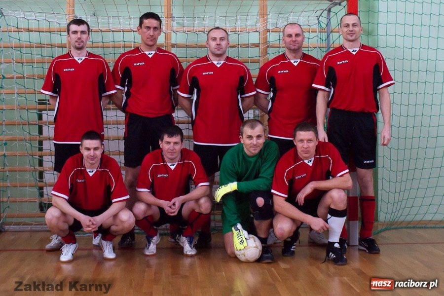 Zdjęcie w galerii na portalu naszraciborz.pl: Policjanci z pucharem komendanta ŚOSG wiadomości z regionu