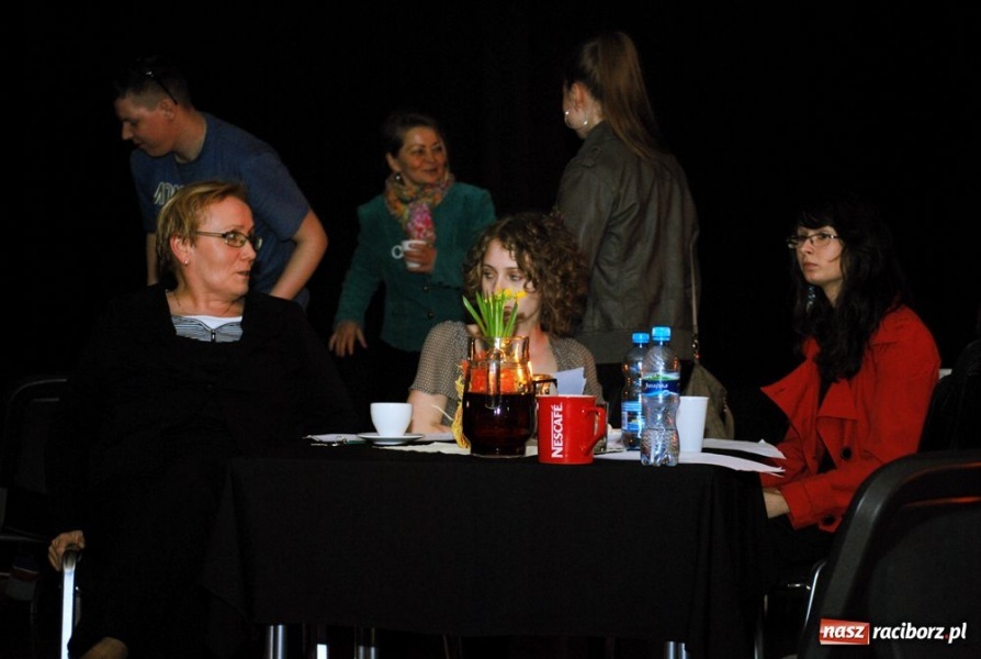 Zdjęcie w galerii na portalu naszraciborz.pl: Recytacje przeplecione recitalem wiadomości z regionu