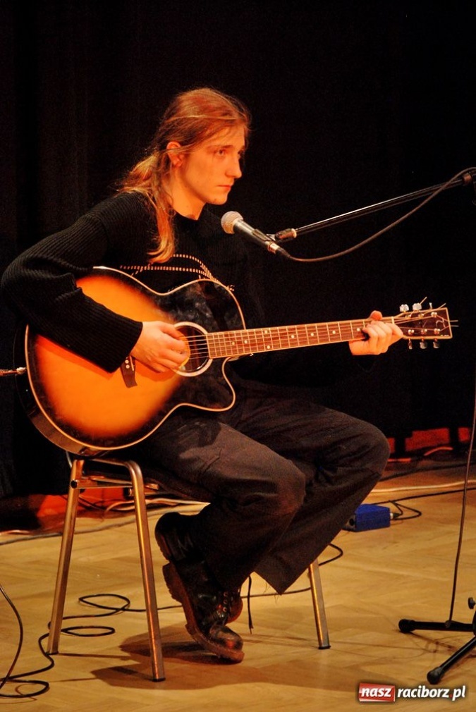 Zdjęcie w galerii na portalu naszraciborz.pl: Recytacje przeplecione recitalem wiadomości z regionu