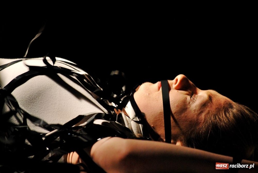 Zdjęcie w galerii na portalu naszraciborz.pl: Na wypasie na deskach RCK-u wiadomości z regionu