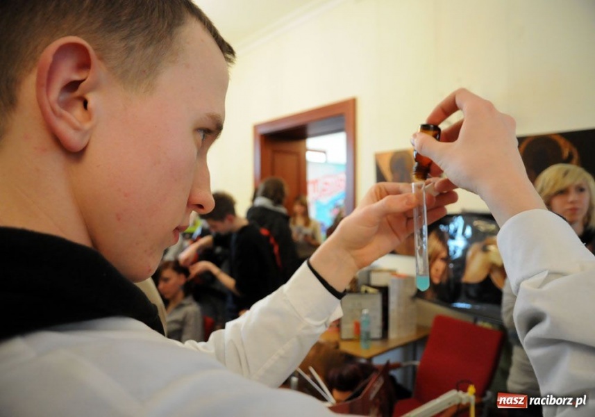 Zdjęcie w galerii na portalu naszraciborz.pl: Szkoły promują się na zamku wiadomości z regionu