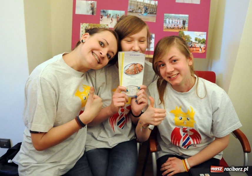 Zdjęcie w galerii na portalu naszraciborz.pl: Szkoły promują się na zamku wiadomości z regionu