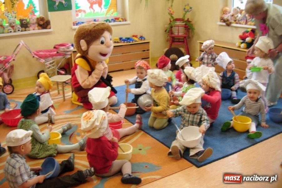 Zdjęcie w galerii na portalu naszraciborz.pl: Dzień Uśmiechu w żłobku wiadomości z regionu