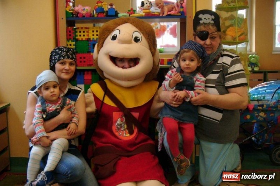 Zdjęcie w galerii na portalu naszraciborz.pl: Dzień Uśmiechu w żłobku wiadomości z regionu