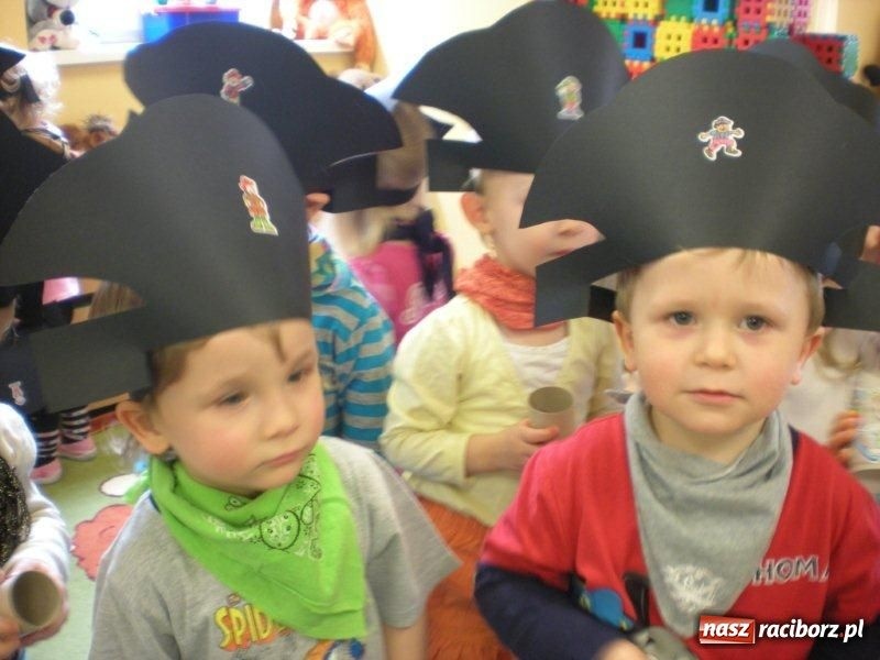 Zdjęcie w galerii na portalu naszraciborz.pl: Dzień Uśmiechu w żłobku wiadomości z regionu