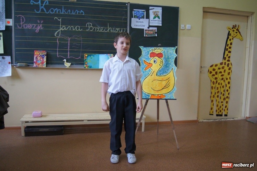 Zdjęcie w galerii na portalu naszraciborz.pl: Pierwszaki z SP-4 kochają Brzechwę wiadomości z regionu