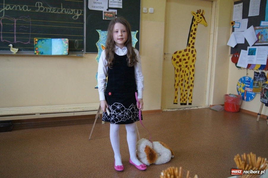 Zdjęcie w galerii na portalu naszraciborz.pl: Pierwszaki z SP-4 kochają Brzechwę wiadomości z regionu