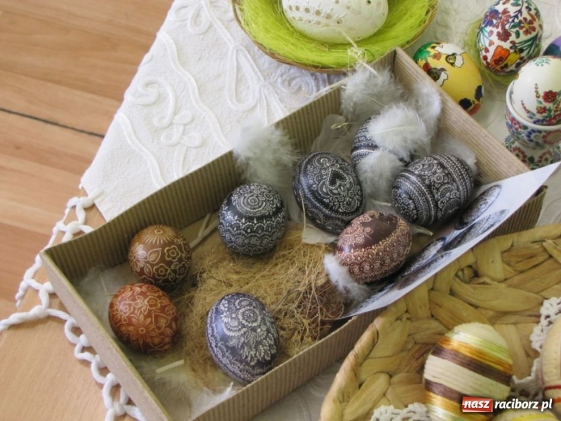 Zdjęcie w galerii na portalu naszraciborz.pl: Dzieci z Opavy poznały pisanki wiadomości z regionu