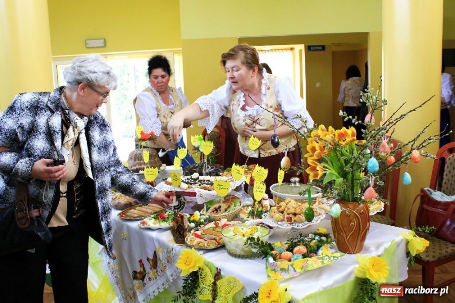 Zdjęcie w galerii na portalu naszraciborz.pl: Kiermasz wielkanocny w Kobyli wiadomości z regionu