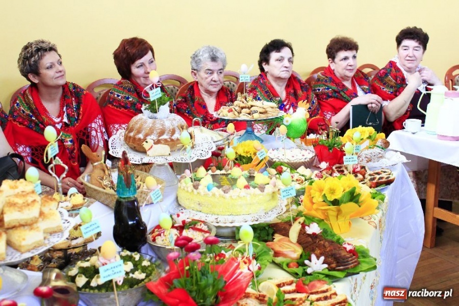 Zdjęcie w galerii na portalu naszraciborz.pl: Kiermasz wielkanocny w Kobyli wiadomości z regionu