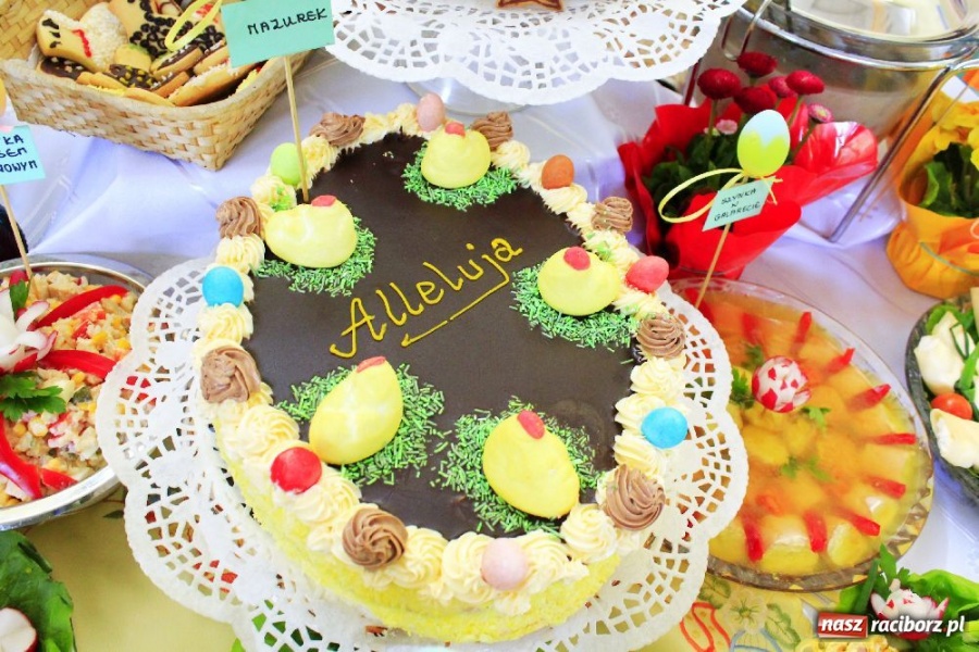 Zdjęcie w galerii na portalu naszraciborz.pl: Kiermasz wielkanocny w Kobyli wiadomości z regionu
