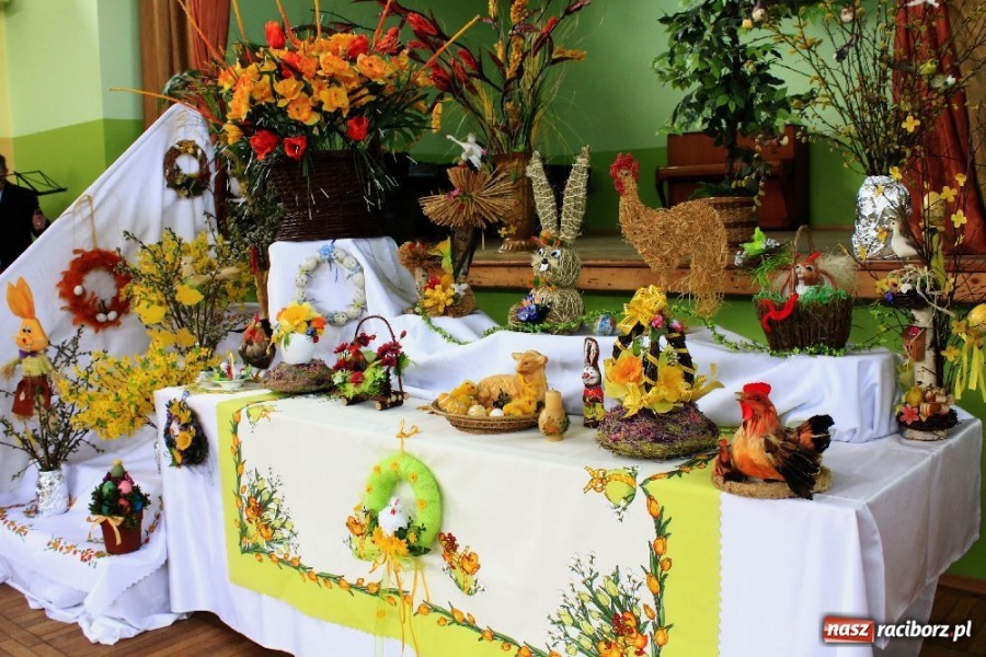 Zdjęcie w galerii na portalu naszraciborz.pl: Kiermasz wielkanocny w Kobyli wiadomości z regionu