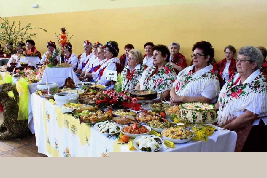 Zdjęcie w galerii na portalu naszraciborz.pl: Kiermasz wielkanocny w Kobyli wiadomości z regionu