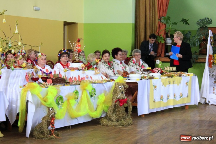 Zdjęcie w galerii na portalu naszraciborz.pl: Kiermasz wielkanocny w Kobyli wiadomości z regionu