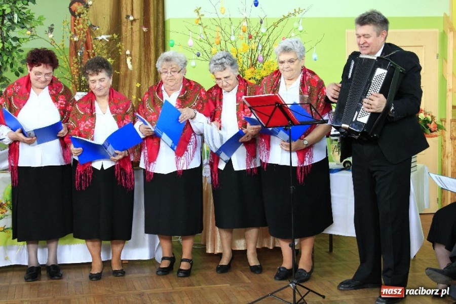 Zdjęcie w galerii na portalu naszraciborz.pl: Kiermasz wielkanocny w Kobyli wiadomości z regionu