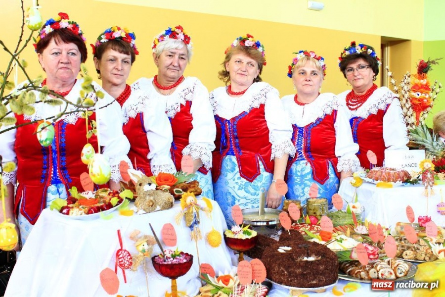Zdjęcie w galerii na portalu naszraciborz.pl: Kiermasz wielkanocny w Kobyli wiadomości z regionu