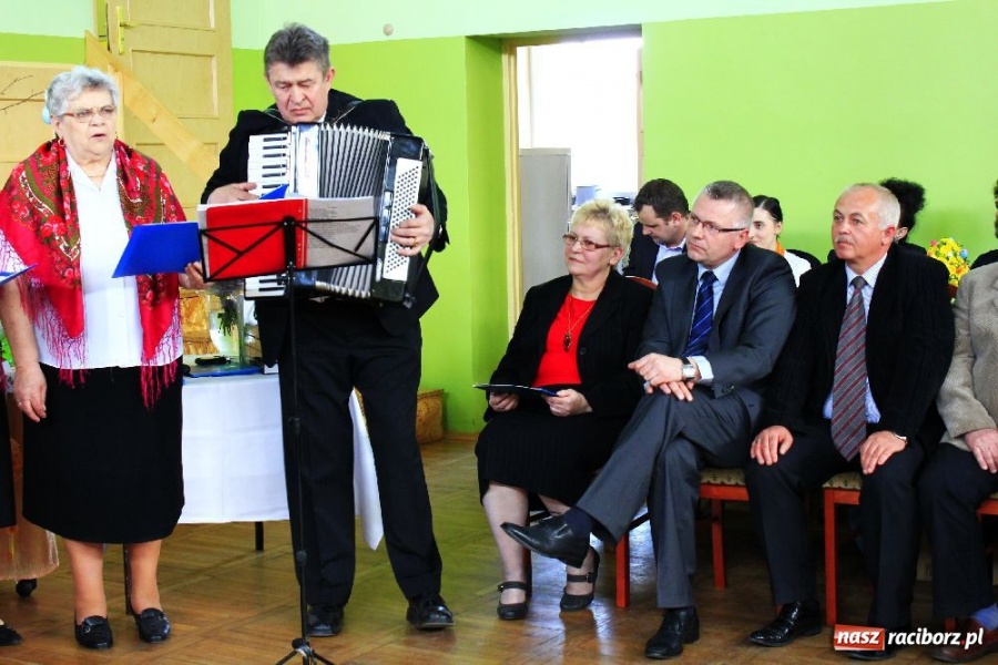 Zdjęcie w galerii na portalu naszraciborz.pl: Kiermasz wielkanocny w Kobyli wiadomości z regionu