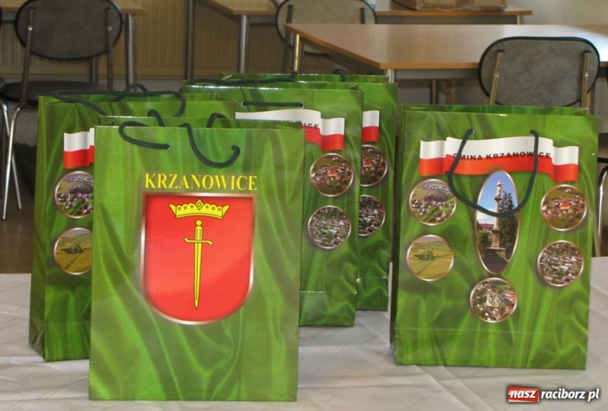 Zdjęcie w galerii na portalu naszraciborz.pl: Pomagają Krzanowicom od lat wiadomości z regionu