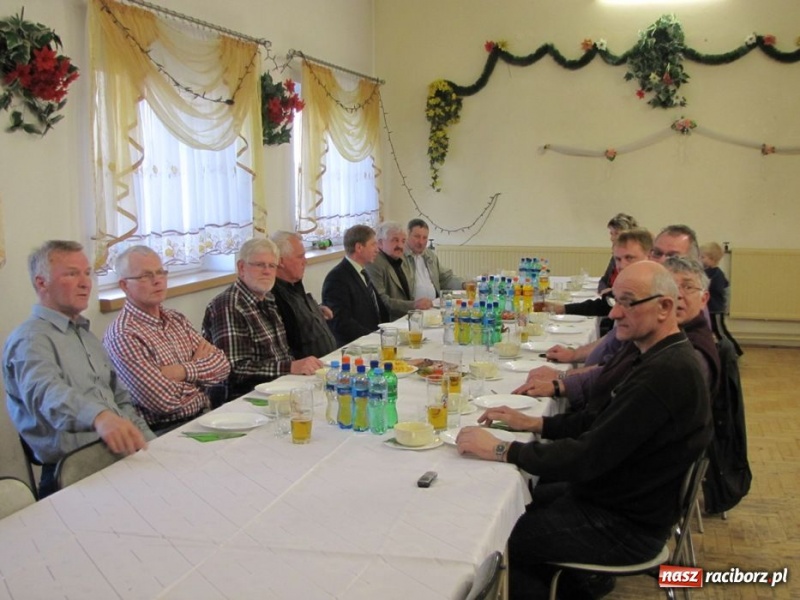 Zdjęcie w galerii na portalu naszraciborz.pl: Pomagają Krzanowicom od lat wiadomości z regionu