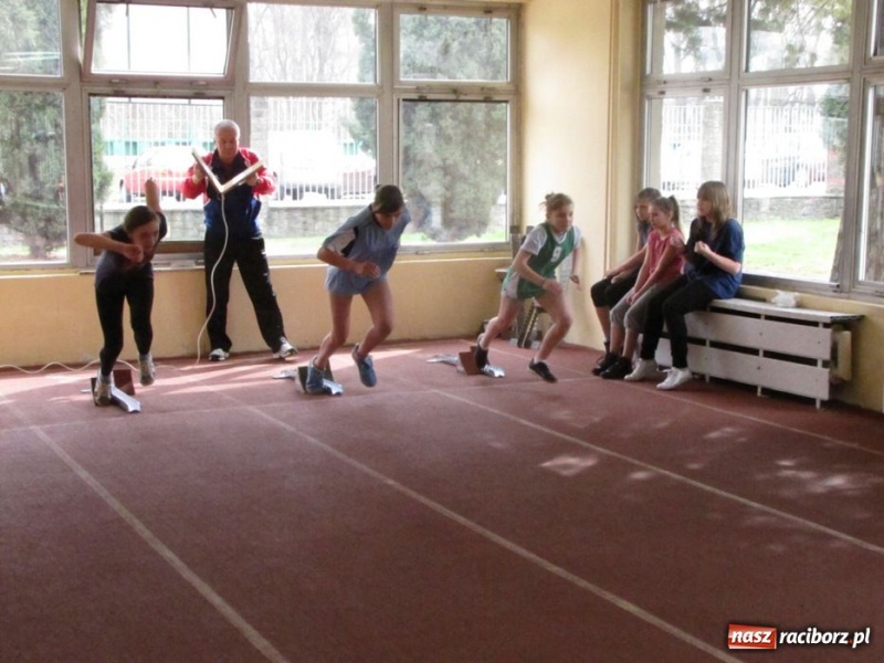 Zdjęcie w galerii na portalu naszraciborz.pl: Wiosenne mistrzostwa w ZSOMS wiadomości z regionu