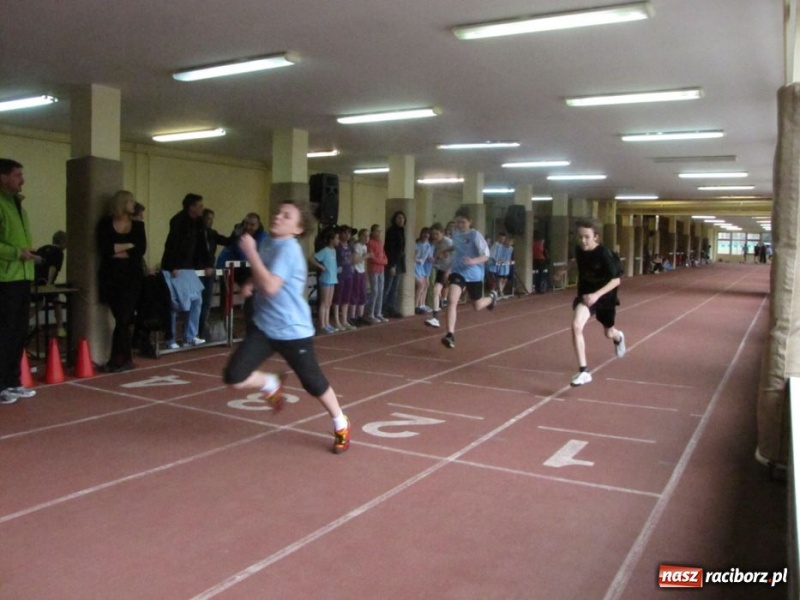 Zdjęcie w galerii na portalu naszraciborz.pl: Wiosenne mistrzostwa w ZSOMS wiadomości z regionu