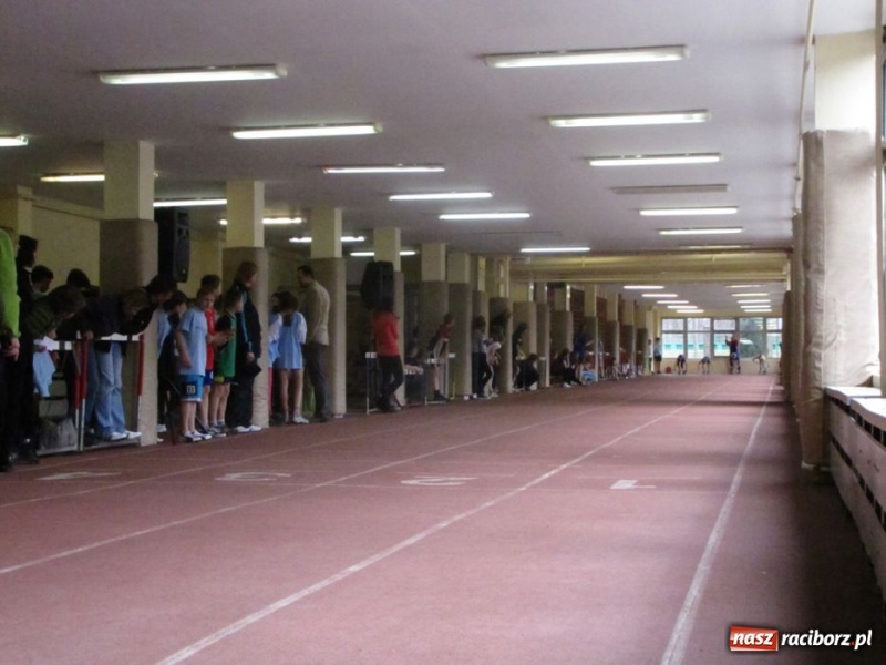 Zdjęcie w galerii na portalu naszraciborz.pl: Wiosenne mistrzostwa w ZSOMS wiadomości z regionu