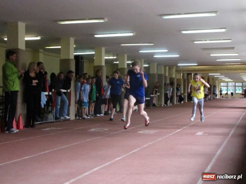 Zdjęcie w galerii na portalu naszraciborz.pl: Wiosenne mistrzostwa w ZSOMS wiadomości z regionu