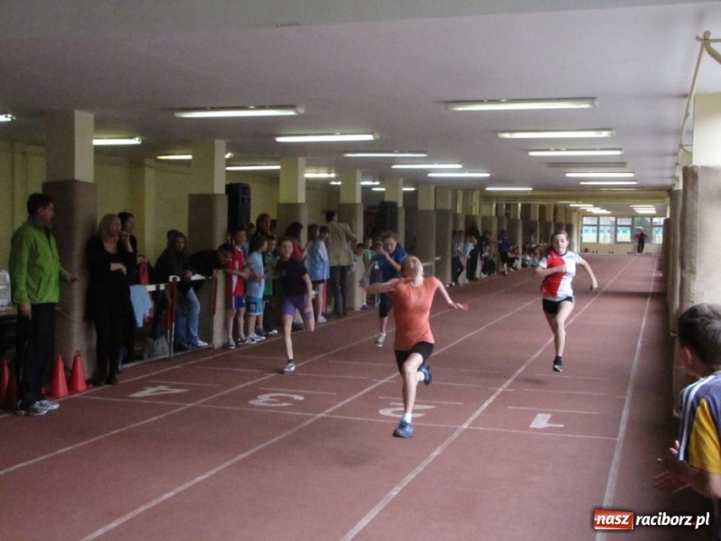 Zdjęcie w galerii na portalu naszraciborz.pl: Wiosenne mistrzostwa w ZSOMS wiadomości z regionu