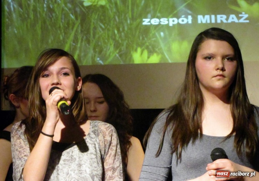 Zdjęcie w galerii na portalu naszraciborz.pl: Solowe popisy MIRAŻu w MDK wiadomości z regionu
