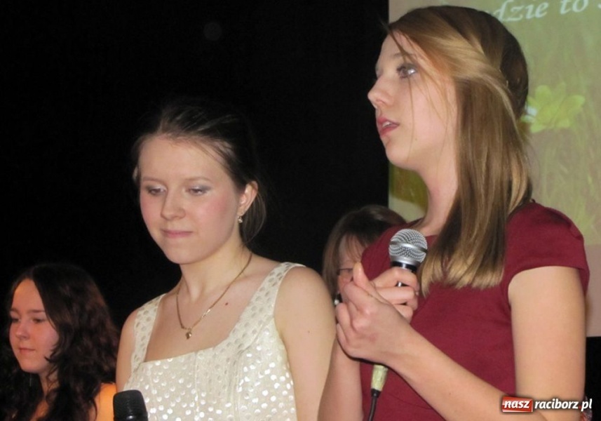 Zdjęcie w galerii na portalu naszraciborz.pl: Solowe popisy MIRAŻu w MDK wiadomości z regionu