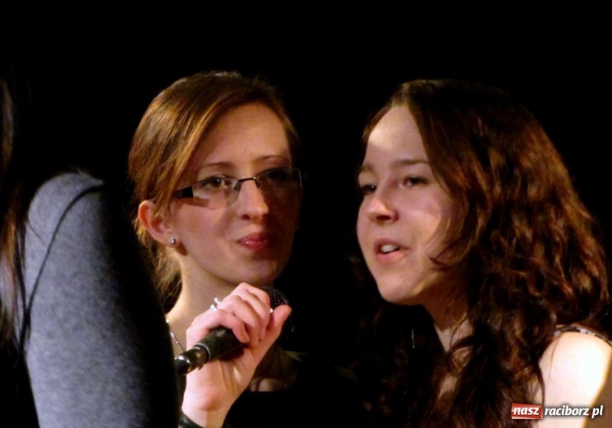 Zdjęcie w galerii na portalu naszraciborz.pl: Solowe popisy MIRAŻu w MDK wiadomości z regionu