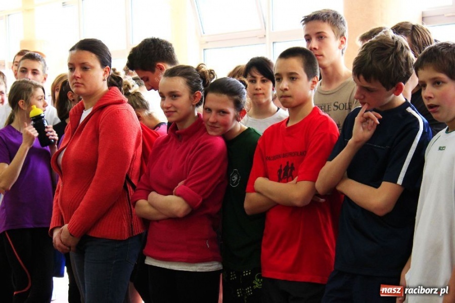 Zdjęcie w galerii na portalu naszraciborz.pl: Lekkoatletyczne potyczki w ZSOMS wiadomości z regionu