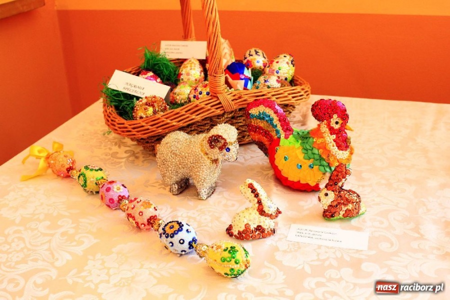 Zdjęcie w galerii na portalu naszraciborz.pl: W Nędzy wybrano najpiękniejsze ozdoby wiadomości z regionu
