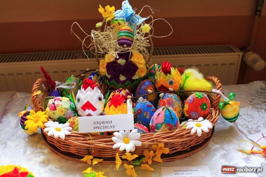 Zdjęcie w galerii na portalu naszraciborz.pl: W Nędzy wybrano najpiękniejsze ozdoby wiadomości z regionu